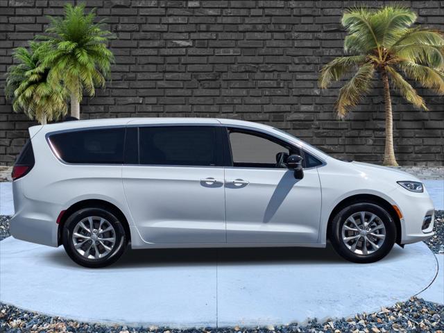2026 Chrysler Pacifica PACIFICA LIMITED