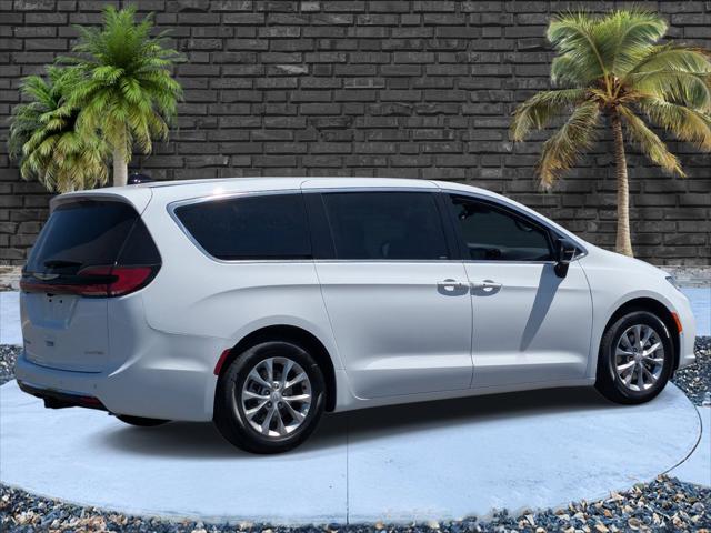 2026 Chrysler Pacifica PACIFICA LIMITED