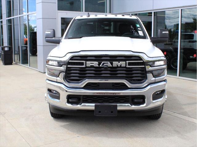2026 RAM 3500 Chassis RAM 3500 TRADESMAN CREW CAB CHASSIS 4X4 60 CA