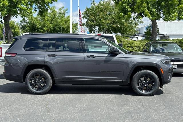 2026 Jeep Grand Cherokee L GRAND CHEROKEE L LAREDO ALTITUDE 4X4