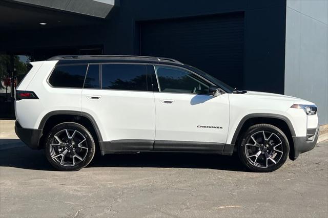 2026 Jeep Cherokee CHEROKEE OVERLAND 4X4