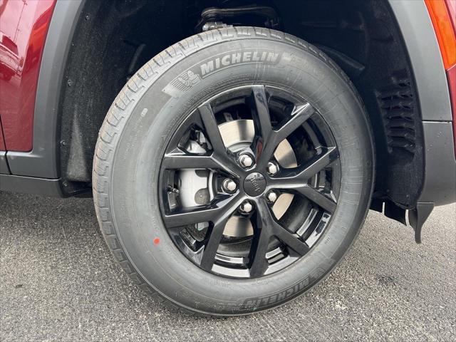 2026 Jeep Grand Cherokee GRAND CHEROKEE LAREDO ALTITUDE 4X4 2026 Jeep Grand Cherokee GRAND CHEROKEE LAREDO ALTITUDE 4X4