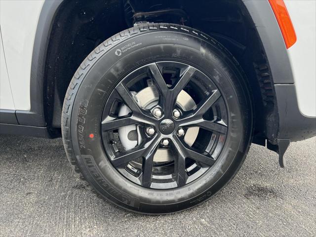 2026 Jeep Grand Cherokee Altitude 4x4