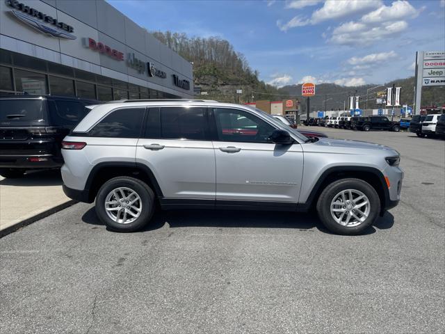 2026 Jeep Grand Cherokee GRAND CHEROKEE LAREDO X 4X4 2026 Jeep Grand Cherokee GRAND CHEROKEE LAREDO X 4X4