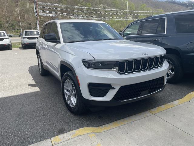 2026 Jeep Grand Cherokee GRAND CHEROKEE LAREDO X 4X4 2026 Jeep Grand Cherokee GRAND CHEROKEE LAREDO X 4X4