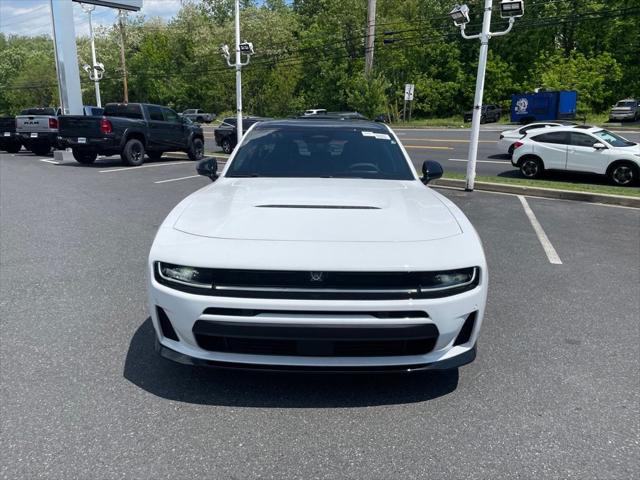 2026 Dodge Charger CHARGER R/T PLUS 4-DOOR AWD 2026 Dodge Charger CHARGER R/T PLUS 4-DOOR AWD