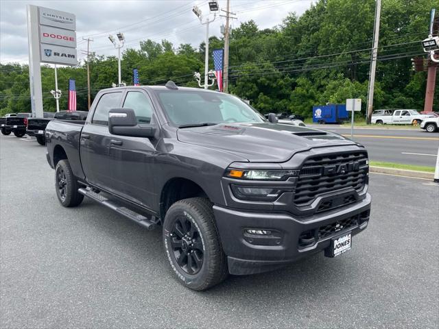 2026 RAM Ram 2500 RAM 2500 BLACK EXPRESS CREW CAB 4X4 64 BOX
