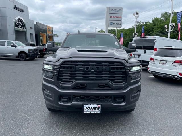 2026 RAM Ram 2500 RAM 2500 BLACK EXPRESS CREW CAB 4X4 64 BOX