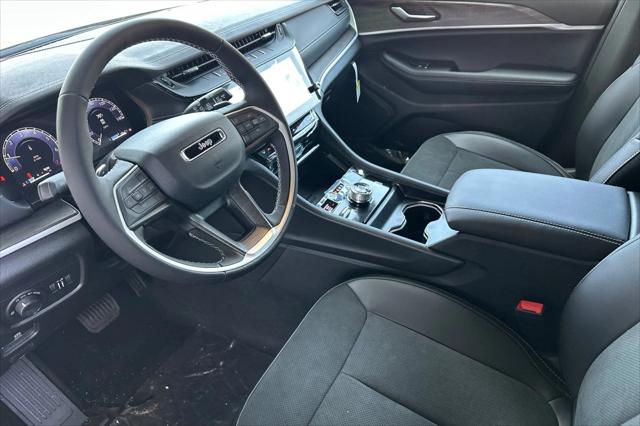 2026 Jeep Grand Cherokee Altitude 4x4