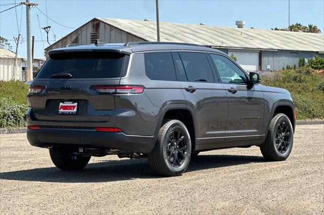 2026 Jeep Grand Cherokee Altitude 4x4