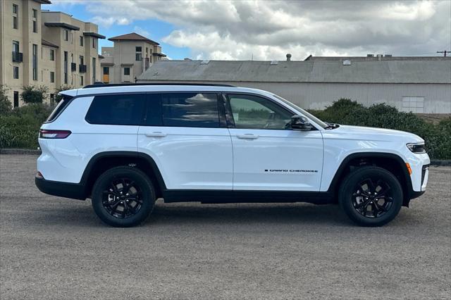2026 Jeep Grand Cherokee Altitude 4x4