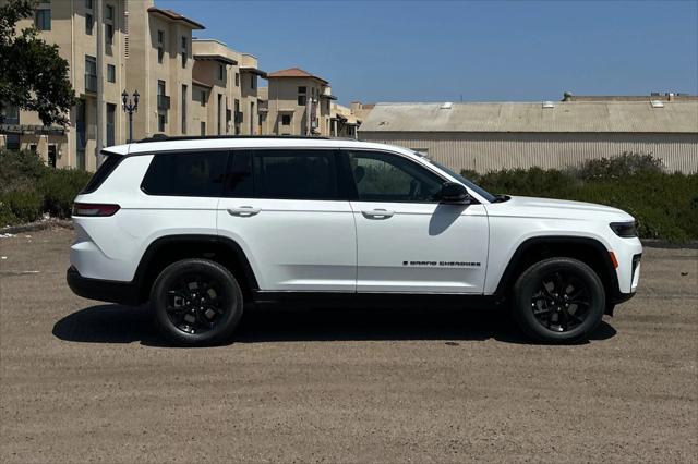2026 Jeep Grand Cherokee Altitude 4x4