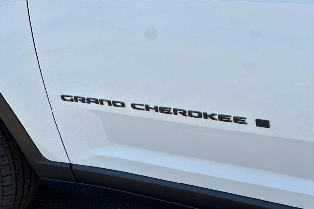 2026 Jeep Grand Cherokee Altitude 4x4