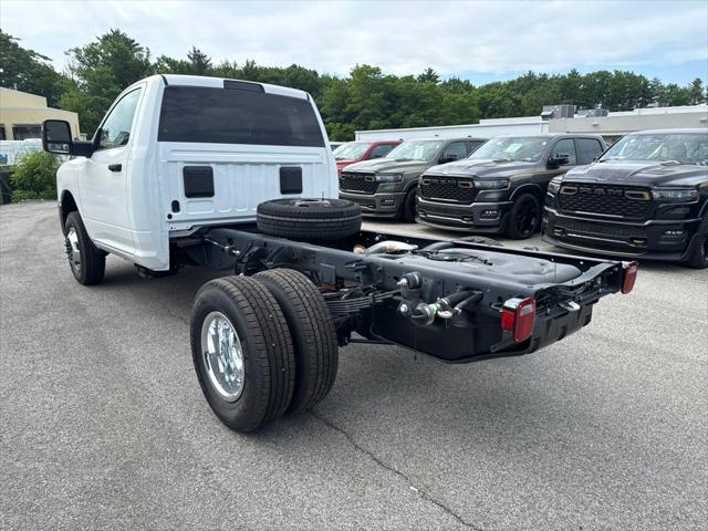 2026 RAM 3500 Chassis RAM 3500 TRADESMAN CHASSIS REGULAR CAB 4X4 60 CA