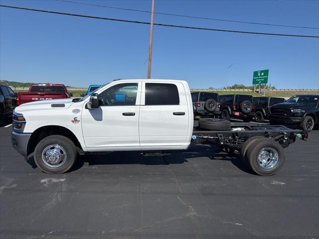 2026 RAM 3500 Chassis RAM 3500 TRADESMAN CREW CAB CHASSIS 4X4 60 CA