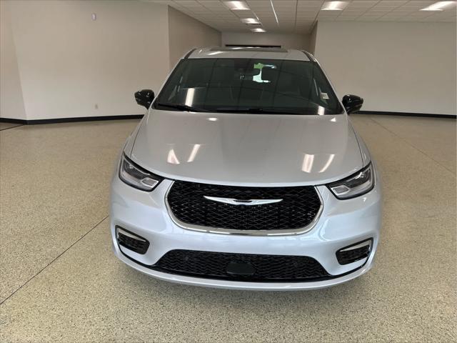 2026 Chrysler Pacifica PACIFICA LIMITED