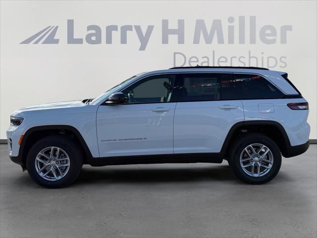 2026 Jeep Grand Cherokee GRAND CHEROKEE LAREDO X 4X4