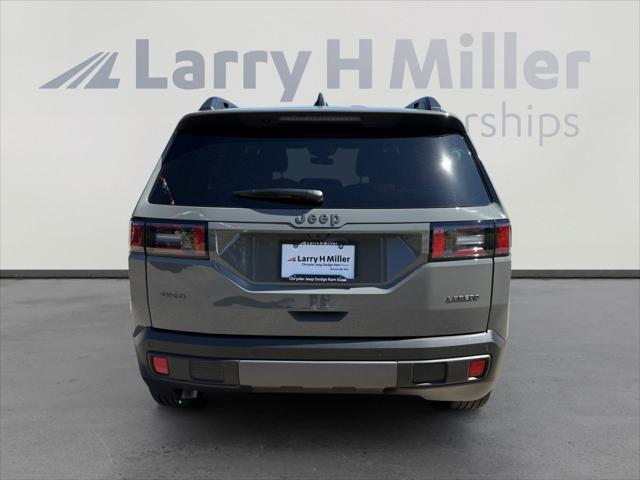 2026 Jeep Cherokee Laredo 4x4