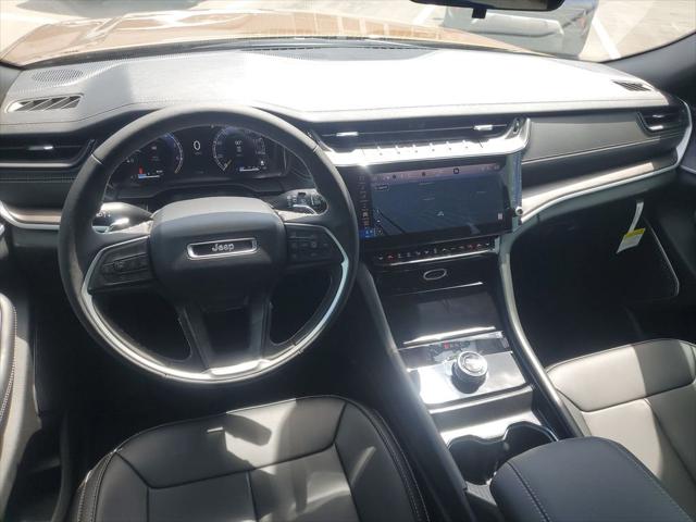 2026 Jeep Grand Cherokee Limited 4x2