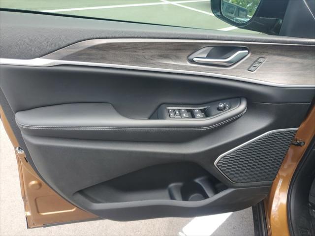 2026 Jeep Grand Cherokee Limited 4x2