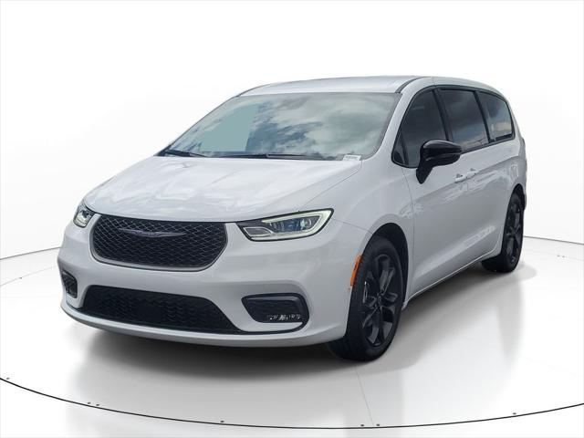 2026 Chrysler Pacifica Select for sale in Orlando, FL