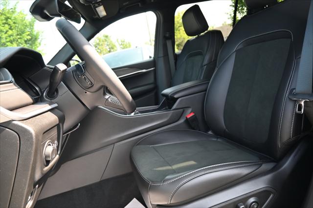2026 Jeep Grand Cherokee Altitude 4x2