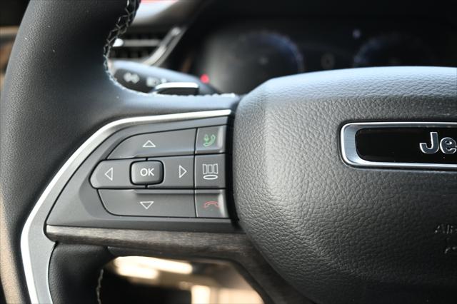 2026 Jeep Grand Cherokee Altitude 4x2