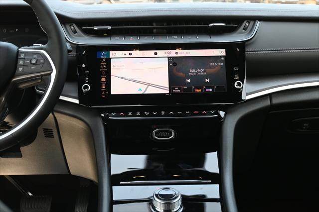 2026 Jeep Grand Cherokee Altitude 4x2
