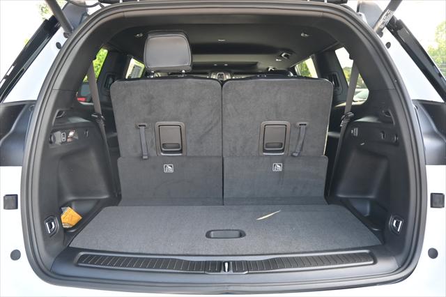 2026 Jeep Grand Cherokee Altitude 4x2