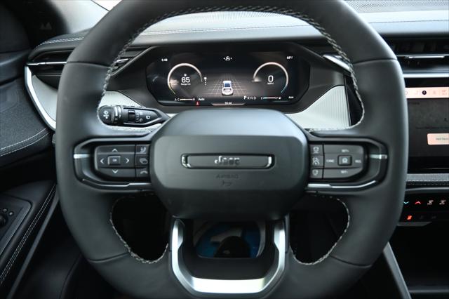 2026 Jeep Cherokee Laredo 4x4