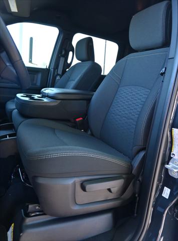 2026 Ram 2500 Black Express Crew Cab 4x4 6'4" Box
