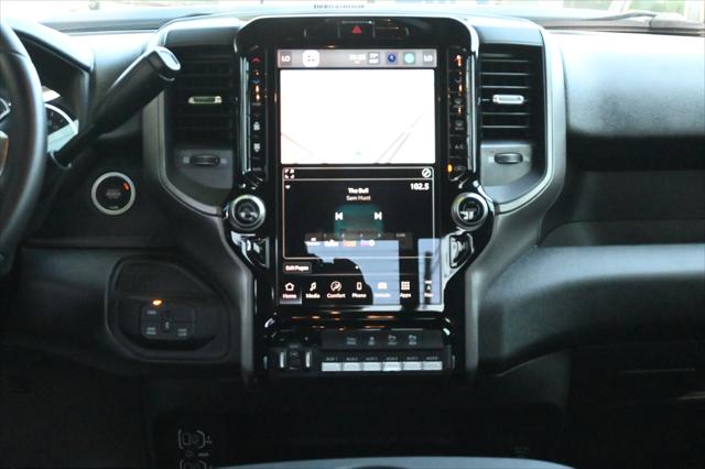 2026 Ram 2500 Black Express Crew Cab 4x4 6'4" Box