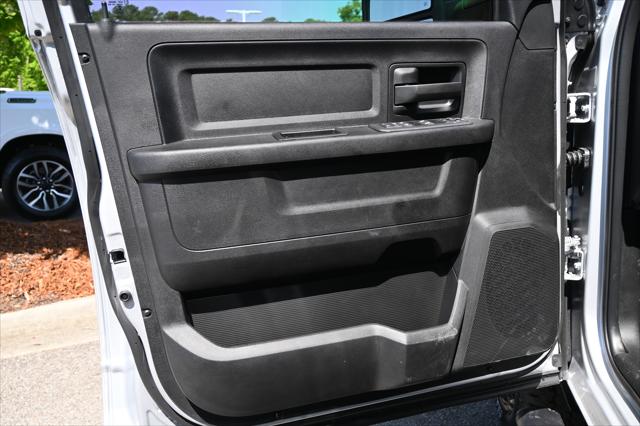 2026 Ram 2500 Black Express Crew Cab 4x4 6'4" Box