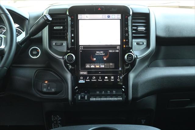 2026 Ram 2500 Black Express Crew Cab 4x4 6'4" Box