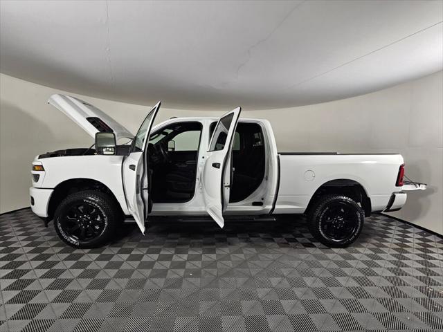 2026 Ram 2500 Black Express Crew Cab 4x4 6'4" Box