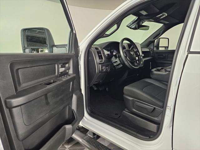 2026 Ram 2500 Black Express Crew Cab 4x4 6'4" Box