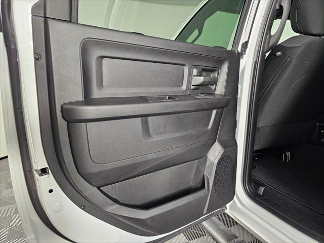 2026 Ram 2500 Black Express Crew Cab 4x4 6'4" Box