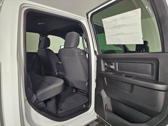 2026 Ram 2500 Black Express Crew Cab 4x4 6'4" Box