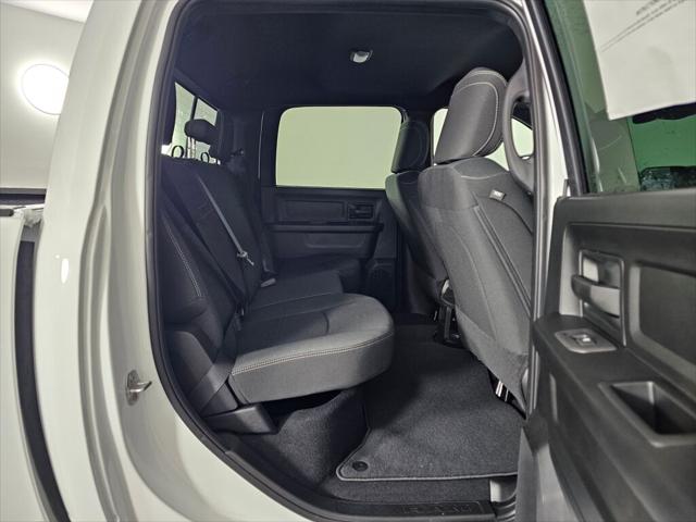 2026 Ram 2500 Black Express Crew Cab 4x4 6'4" Box