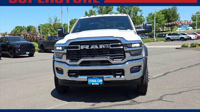 2026 RAM 5500 Chassis RAM 5500 TRADESMAN CHASSIS CREW CAB 4X4 60 CA