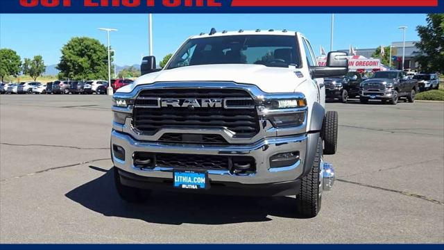 2026 RAM 5500 Chassis RAM 5500 TRADESMAN CHASSIS CREW CAB 4X4 60 CA