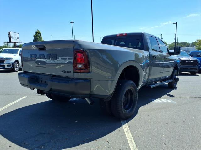 2026 RAM Ram 3500 RAM 3500 TRADESMAN CREW CAB 4X4 8 BOX