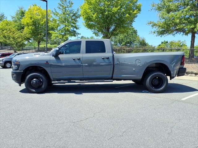 2026 RAM Ram 3500 RAM 3500 TRADESMAN CREW CAB 4X4 8 BOX