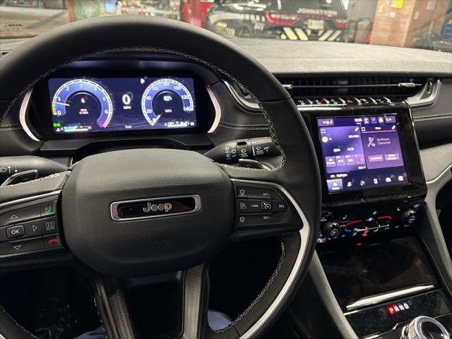 2026 Jeep Grand Cherokee Altitude 4x4