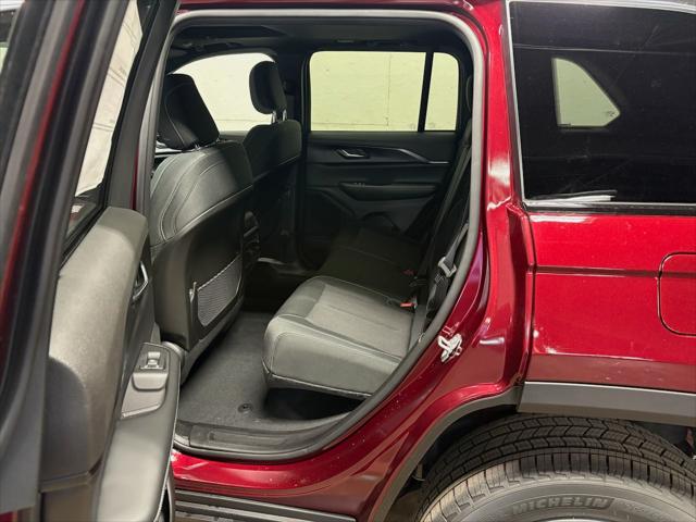 2026 Jeep Grand Cherokee Altitude 4x4
