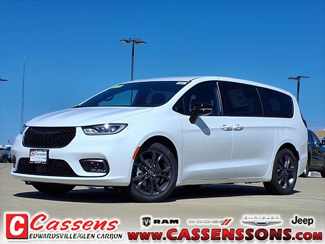 2026 Chrysler Pacifica PACIFICA SELECT