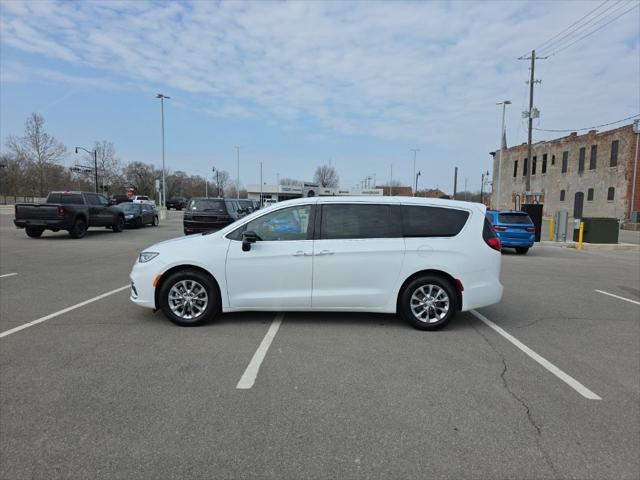 2026 Chrysler Pacifica PACIFICA LIMITED