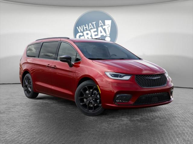 2026 Chrysler Pacifica PACIFICA SELECT AWD
