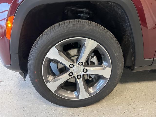 2026 Jeep Grand Cherokee GRAND CHEROKEE LIMITED 4X4 2026 Jeep Grand Cherokee GRAND CHEROKEE LIMITED 4X4