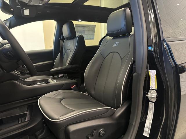 2026 Chrysler Pacifica PACIFICA LIMITED AWD